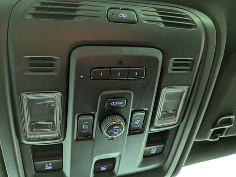 Used 2021 Cadillac Escalade ESV Sport image 34