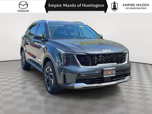 Used 2024 Kia Sorento S AWD/4WD image 1