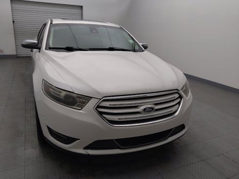 Used 2015 Ford Taurus Limited w/ Equipment Group 301A image 14
