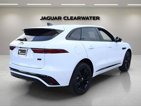 New 2026 Jaguar F-PACE R-Dynamic S image 5