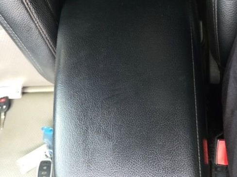 Used 2021 Jeep Gladiator Willys image 28