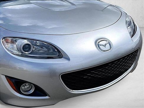 Used 2012 MAZDA MX-5 Miata Grand Touring w/ Premium Pkg image 27