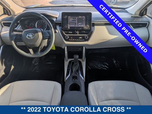 Used 2022 Toyota Corolla Cross L image 15