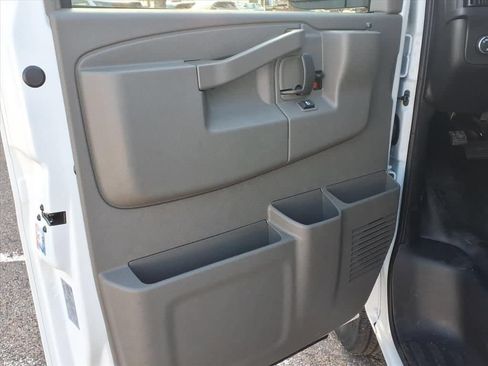 New 2026 Chevrolet Express 2500 w/ Driver Convenience Package RWD image 18