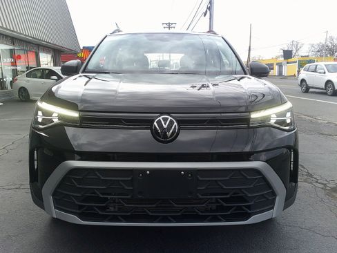 Used 2025 Volkswagen Taos S AWD/4WD image 9