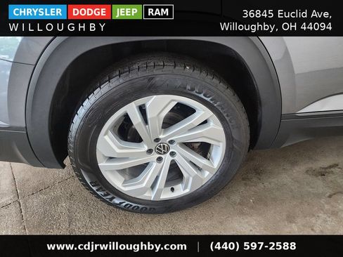 Used 2021 Volkswagen Atlas SE w/ Panoramic Sunroof Package AWD/4WD image 41