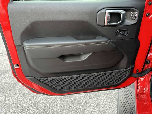 New 2026 Jeep Wrangler Sahara AWD/4WD image 10