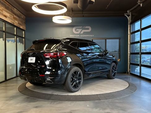 Used 2024 Chevrolet Blazer RS w/ Driver Confidence II Package AWD/4WD image 3