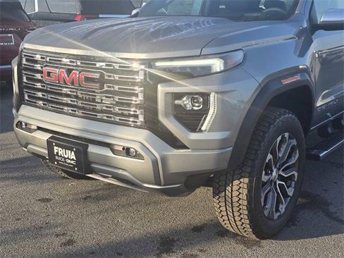 New 2026 GMC Canyon Denali image 10