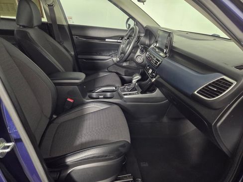 Used 2021 Kia Seltos S AWD/4WD image 32