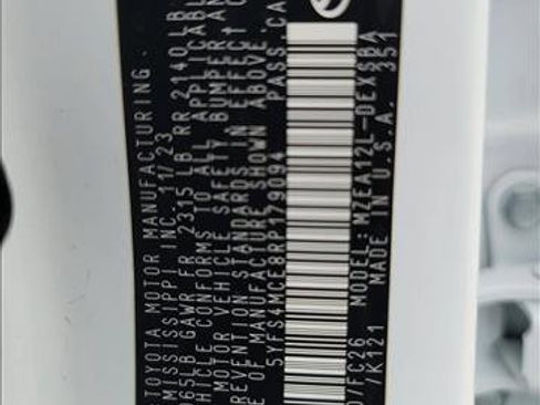 Used 2024 Toyota Corolla SE image 22