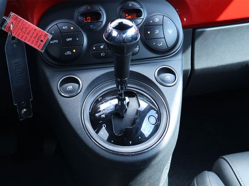 Used 2014 FIAT 500 Sport w/ Comfort/Convenience Group image 16