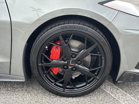 Used 2022 Chevrolet Corvette Stingray Premium Conv w/ 3LT image 19