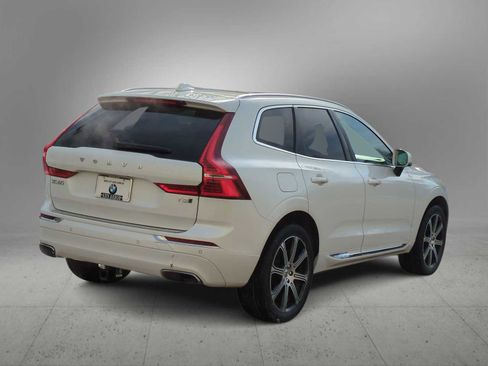Used 2021 Volvo XC60 T5 Inscription image 8