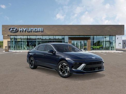 New 2026 Hyundai Sonata SEL image 2