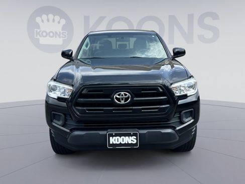 Used 2017 Toyota Tacoma SR w/ Tow Package AWD/4WD image 11