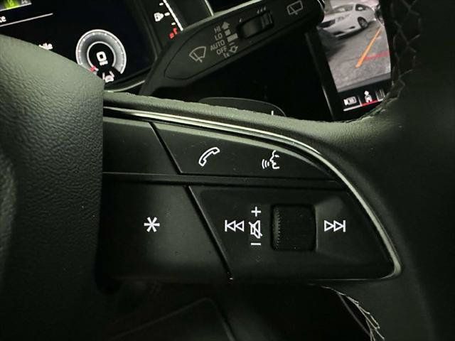 Used 2023 Audi Q8 Premium w/ Convenience Package AWD/4WD image 27