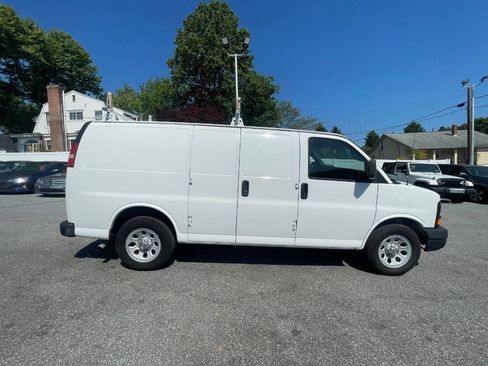 Used 2012 Chevrolet Express 1500 RWD image 5