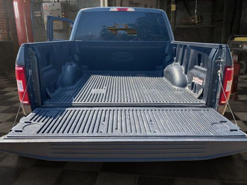 Used 2018 Ford F150 XLT w/ Equipment Group 301A Mid image 10