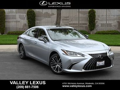 Certified 2025 Lexus ES 350 w/ Premium Package
