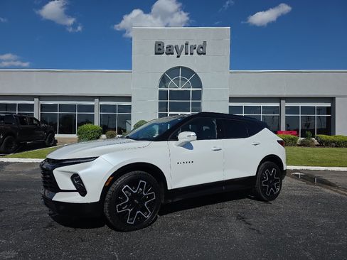 Used 2023 Chevrolet Blazer RS AWD/4WD image 1
