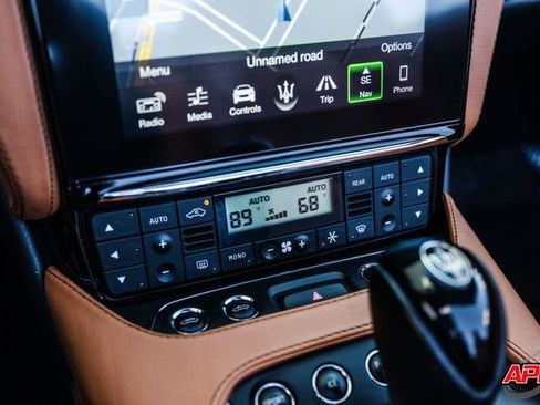 Used 2018 Maserati GranTurismo Sport image 16