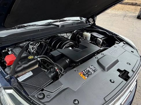 Used 2017 GMC Yukon XL SLE image 28