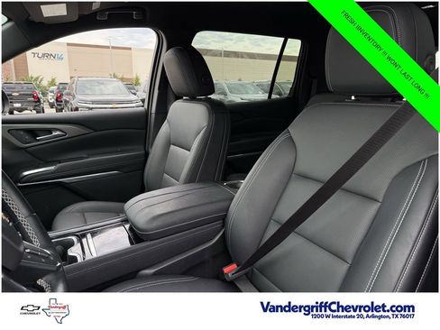 Certified 2024 Chevrolet Traverse LT FWD image 18