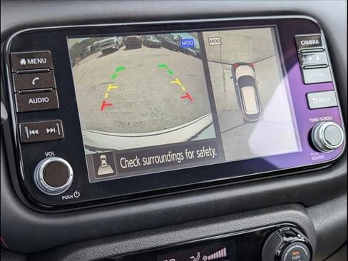 Used 2024 Nissan Kicks SR image 11