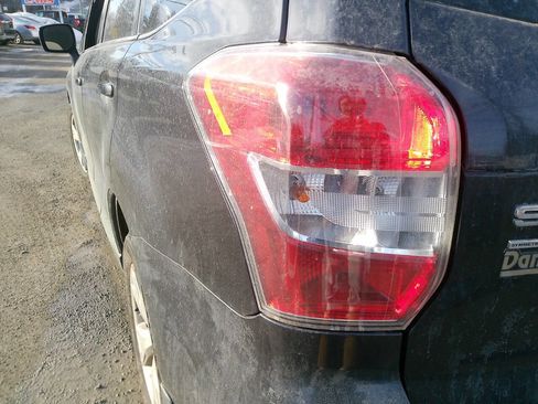 Used 2016 Subaru Forester 2.5i Limited image 23