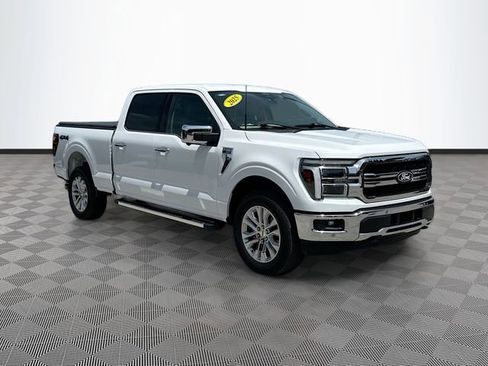 Used 2025 Ford F150 Lariat w/ Equipment Group 501A Mid AWD/4WD image 3