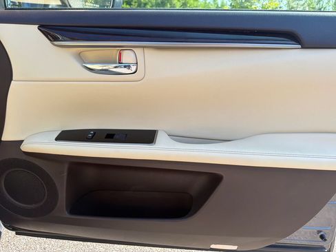 Used 2016 Lexus ES 350 w/ Premium Package w/Wood Trim FWD image 54