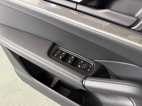 Certified 2026 Porsche Cayenne S AWD/4WD image 21