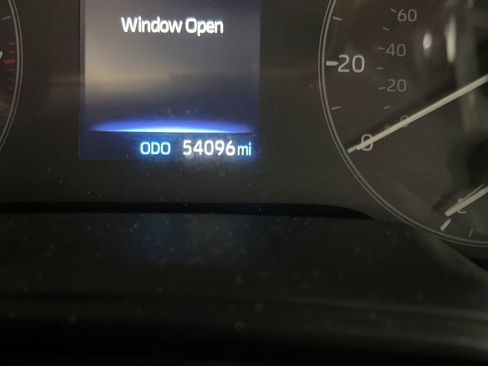 Used 2024 Toyota Corolla LE image 2