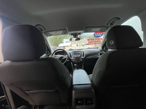 Used 2021 Chevrolet Equinox LT image 25