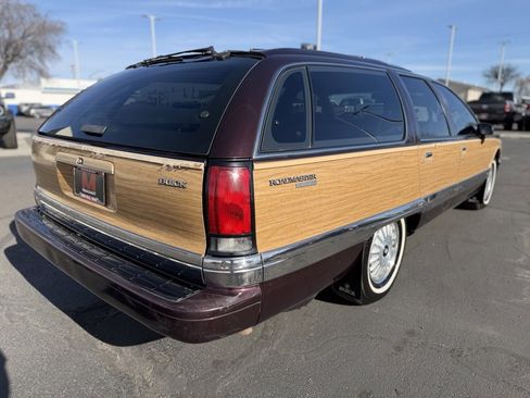 Used 1993 Buick Roadmaster Estate image 3