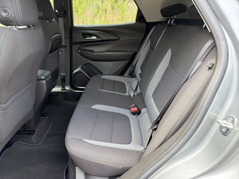 Used 2023 Chevrolet TrailBlazer LT FWD image 20