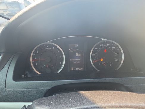 Used 2017 Toyota Camry SE FWD image 12
