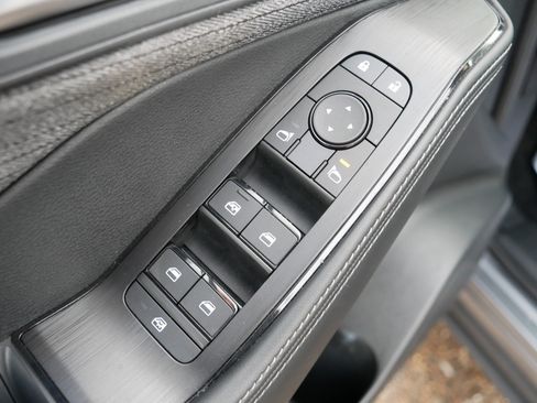 Certified 2023 Nissan Rogue SV image 19