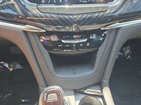 Certified 2024 Cadillac XT6 Premium Luxury w/ Technology Package AWD/4WD image 27