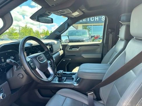 Used 2023 GMC Sierra 1500 SLT w/ SLT Premium Package AWD/4WD image 12