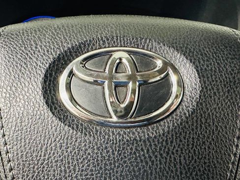 Used 2019 Toyota Highlander Limited Platinum image 17