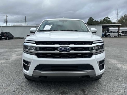 Used 2022 Ford Expedition Limited image 4