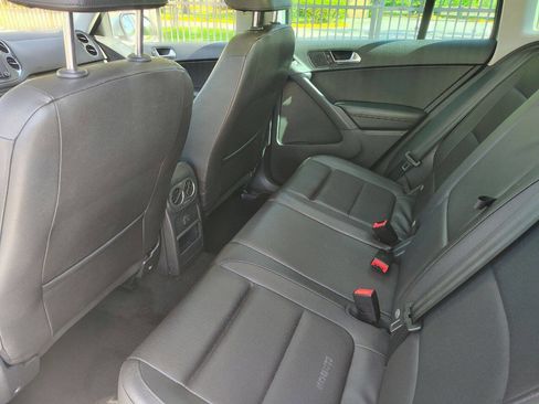 Used 2017 Volkswagen Tiguan Wolfsburg Edition image 15