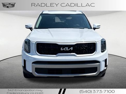 Used 2023 Kia Telluride EX w/ EX Captain's Chair Package AWD/4WD image 23