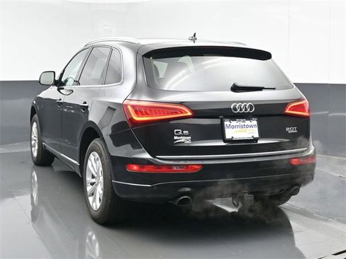 Used 2016 Audi Q5 2.0T Premium Plus w/ Technology Package image 12