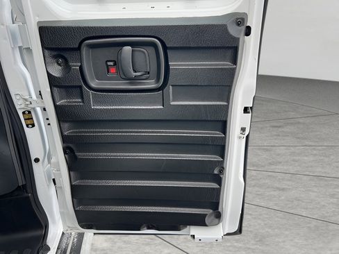 Used 2024 Chevrolet Express 2500 w/ Driver Convenience Package image 30