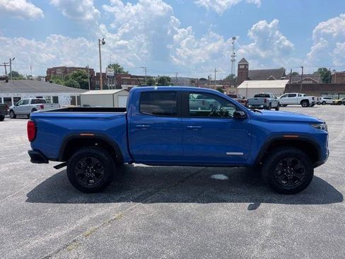 New 2025 GMC Canyon Elevation w/ Convenience Package image 4