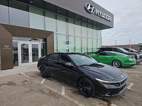 New 2026 Hyundai Elantra SEL Sport Premium FWD image 7