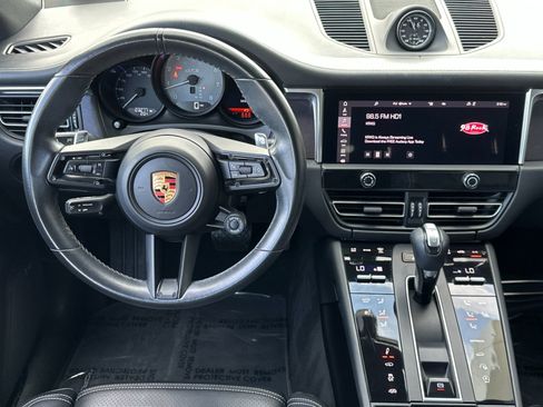 Certified 2022 Porsche Macan GTS image 14
